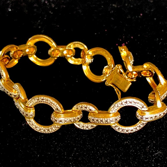hsn Jewelry - Circle Diamond illusion bracelet gold 925 Sterling Silver safety closure 7.5”